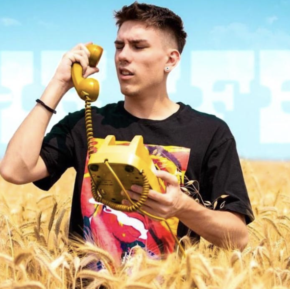 Dopo il successo con l’FC Caesar della Kings League, SHEFFER pubblica “ALDO BAGLIO (64&nbsp;BARS)”