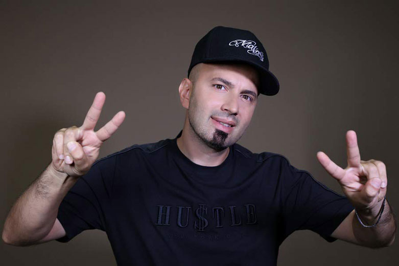 Picciotto sfida il sistema con “+ Culo”: quando il talento non&nbsp;basta